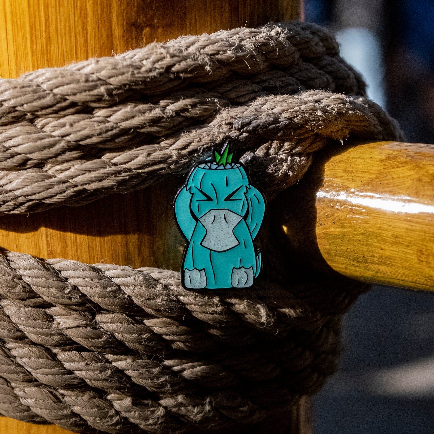 Psyuffering Duck Pokémug Tiki Mug Pin (Shiny Variant)