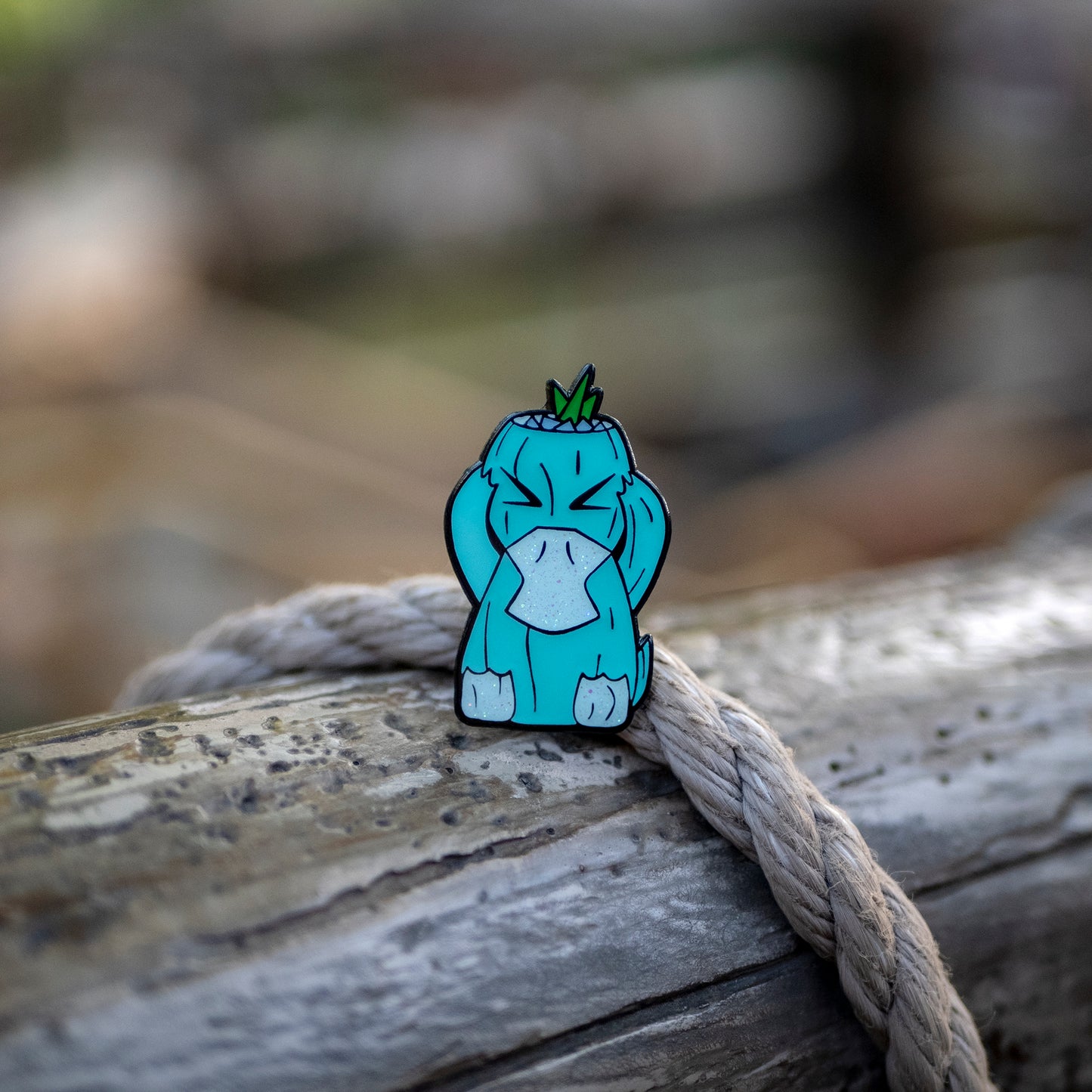 Psyuffering Duck Pokémug Tiki Mug Pin (Shiny Variant)